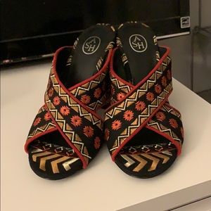 Ash textile heel size 7.5 BEAUTIFUL